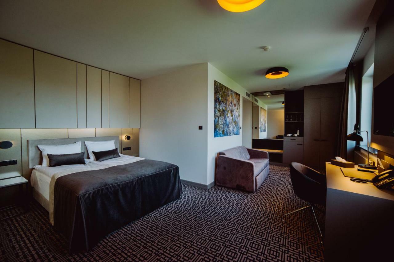 Hotel Evva Tarnobrzeg Εξωτερικό φωτογραφία